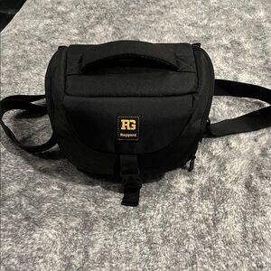 Black Camera Shoulder Bag